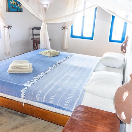 Hibiscus Beach House Pangani Exterior foto